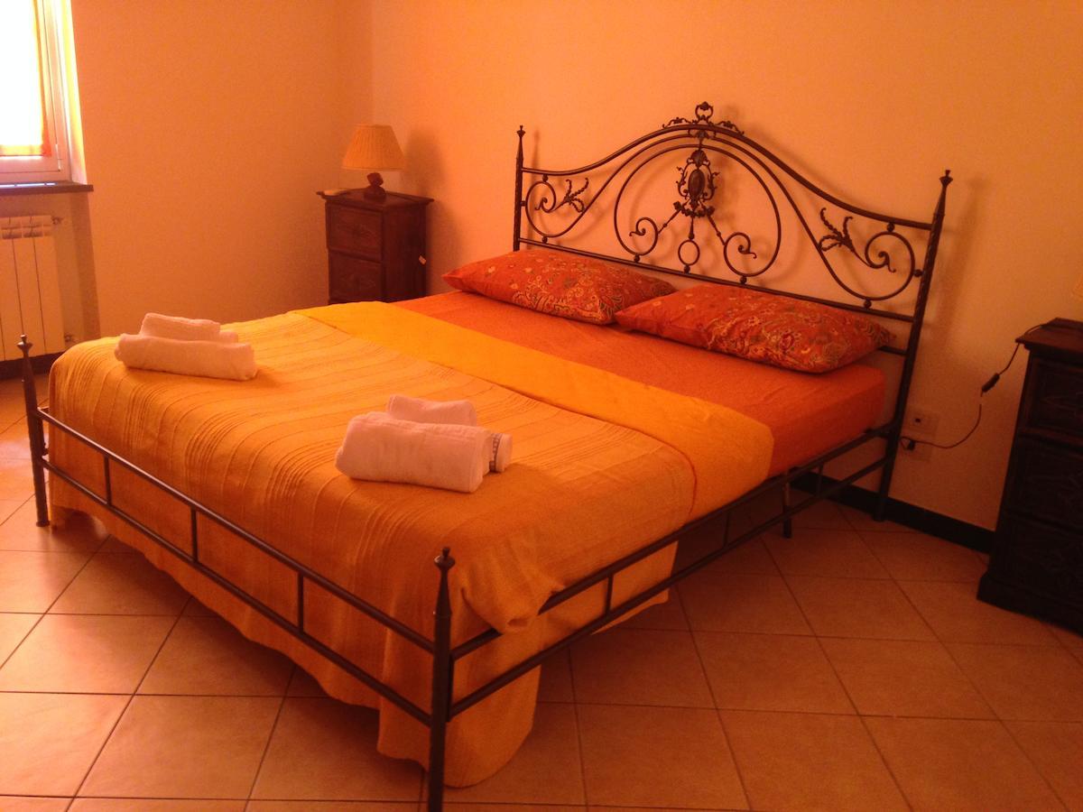 La Casa Di Aaron Apartment Rapallo Room photo